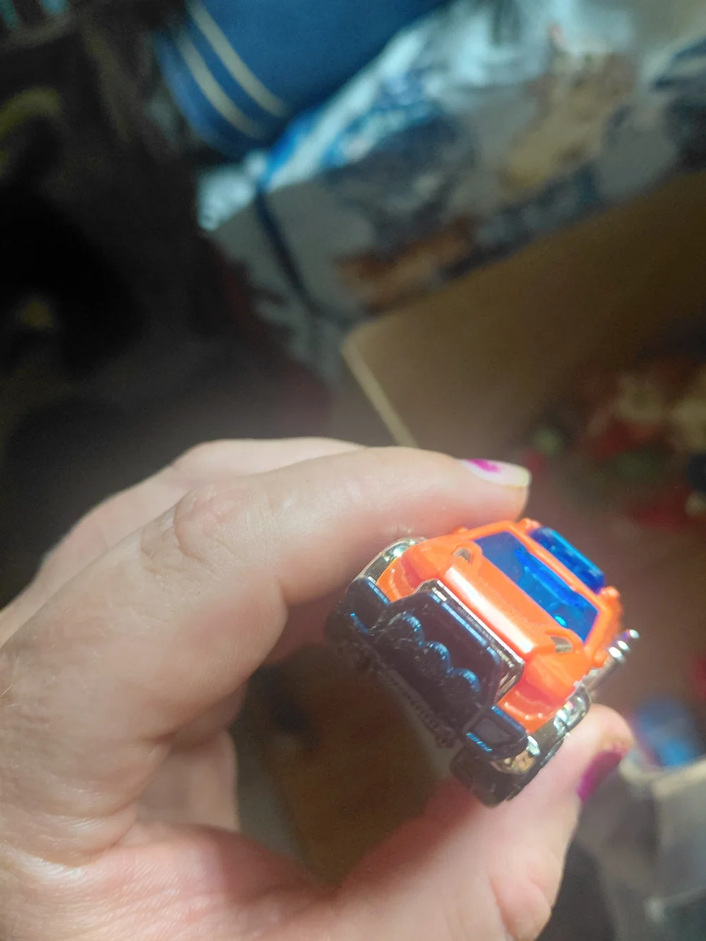 Zuru vibrant orange